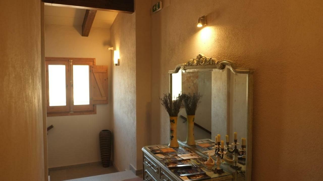 La Masia De Montpedros Пералада Экстерьер фото